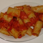 Paccheri con pomodori