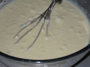 preparazione del bavarese al cioccolato bianco