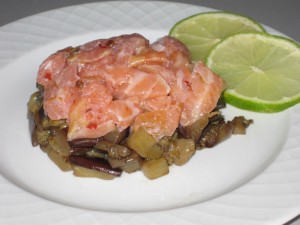 Antipasto di melanzane e salmone al pepe rosa