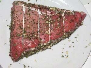 preparazione del manzo per l'arrosto