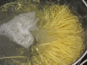 tagliolini all'uovo in cottura