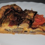torta salata con melanzane e pomodorini